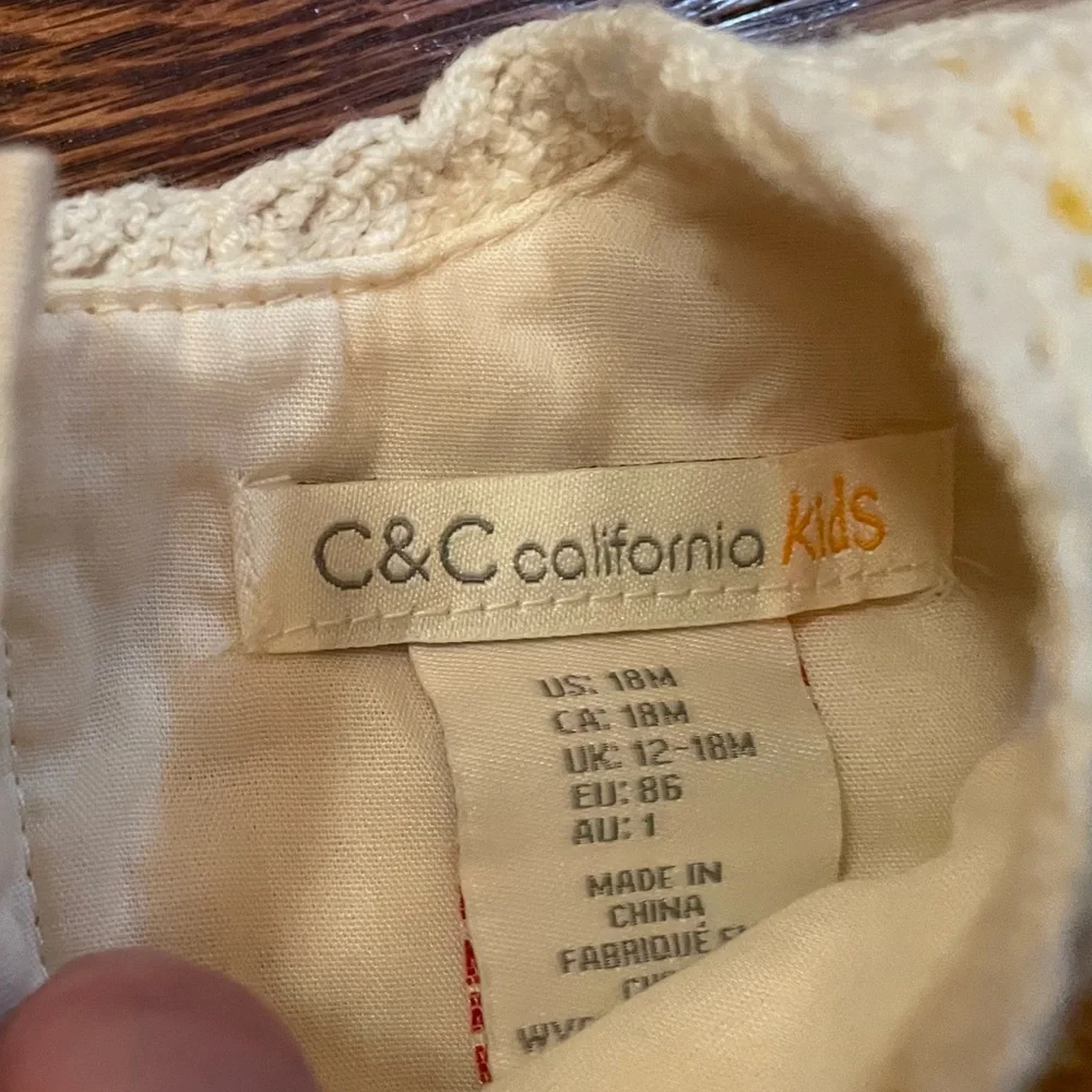 C & C California Kids Crochet Floral Top Size 18 Months